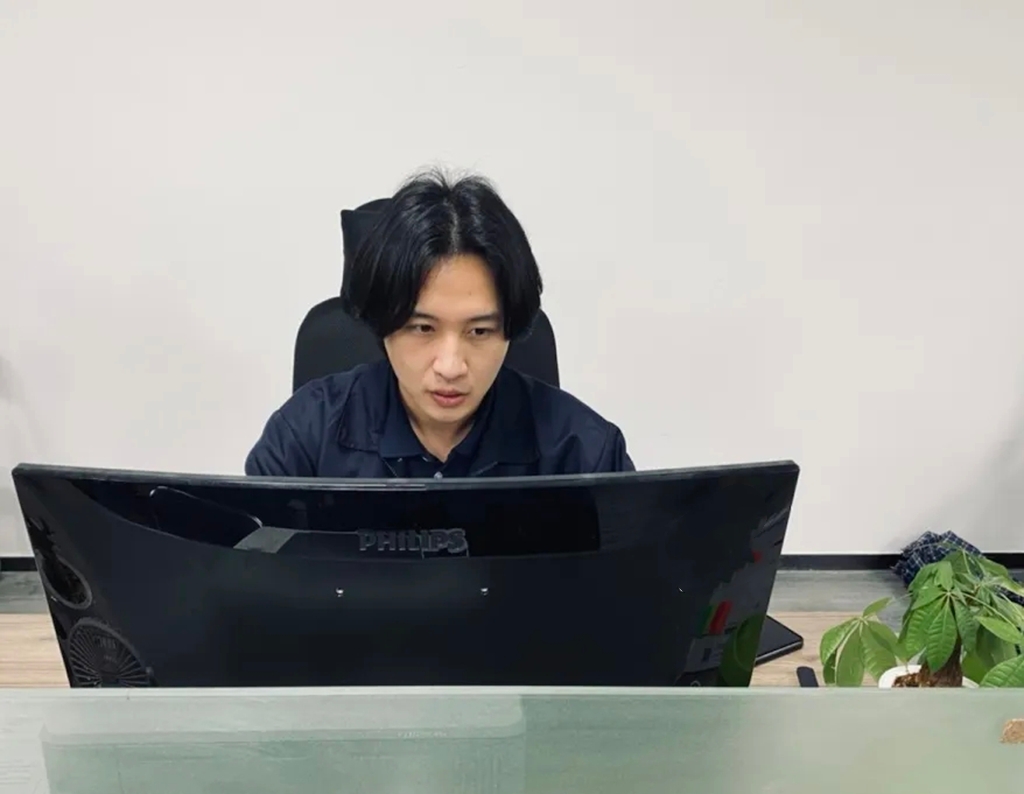 无奋斗，，，，，，不青春|77779193永利科技七位优异青年月表！