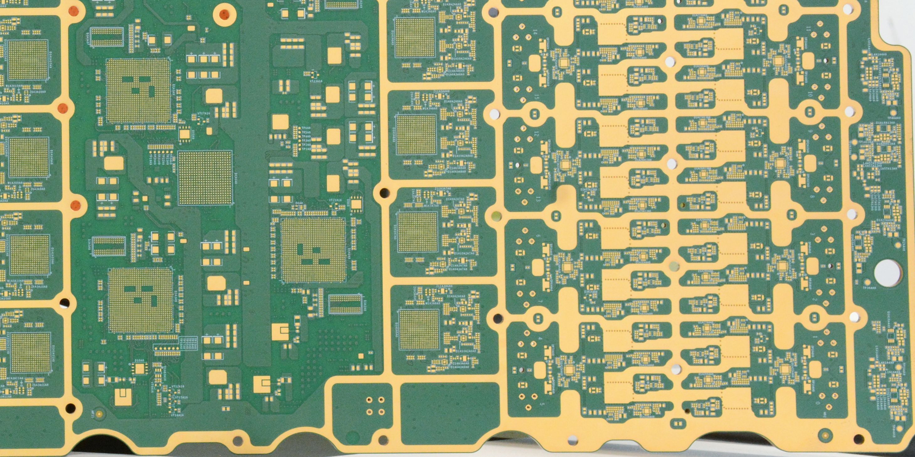 AAU模？？？？榘--5G通讯PCB