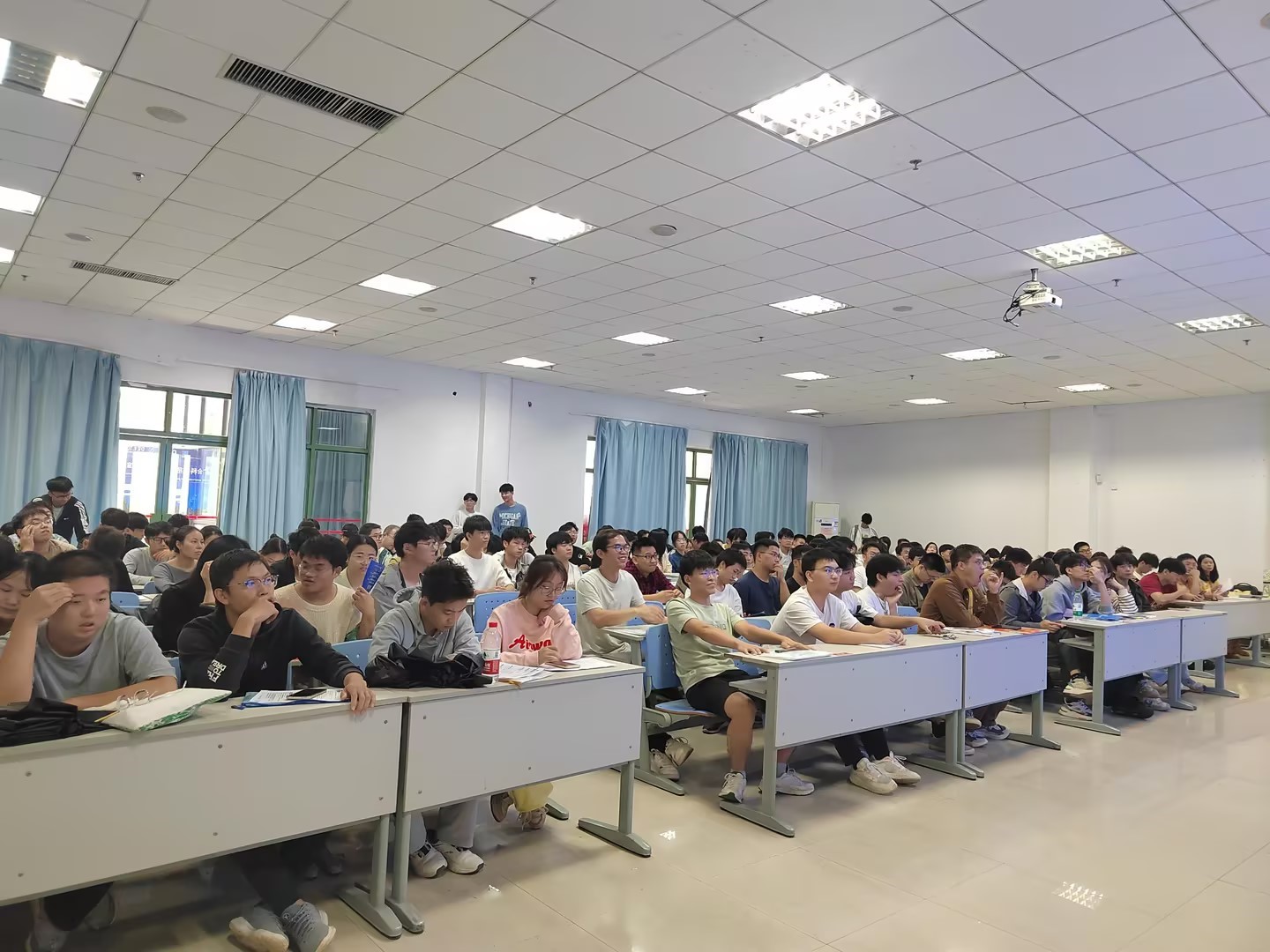 77779193永利科技2024秋季校招完善收官